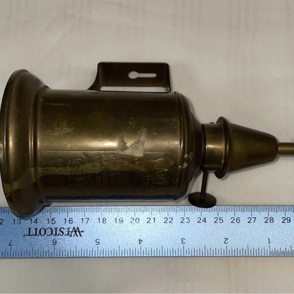 Antique French Lampe Pigeon oil lamp - Picture 2 of 11